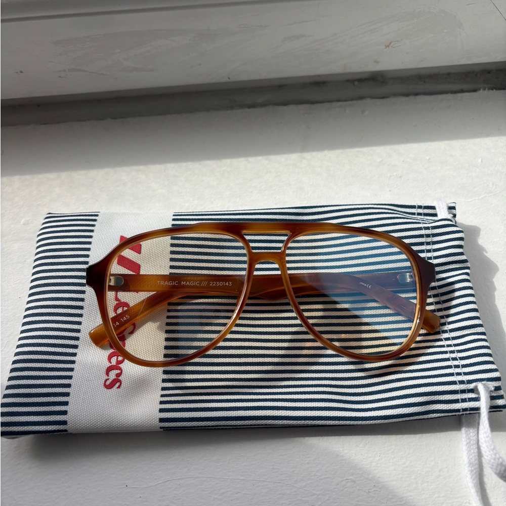 LeSpecs Tragic Magic Blue Light Glasses - Picture 4 of 5